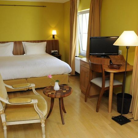 Hotel Manoir Kasselslay Clervaux Esterno foto