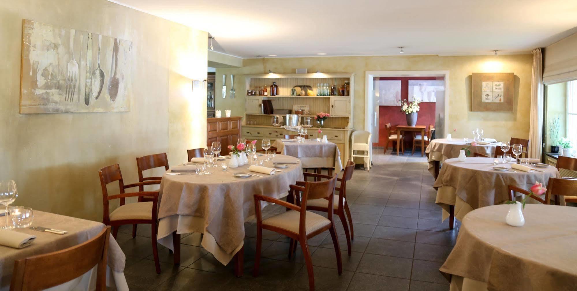 Hotel Manoir Kasselslay Clervaux Esterno foto