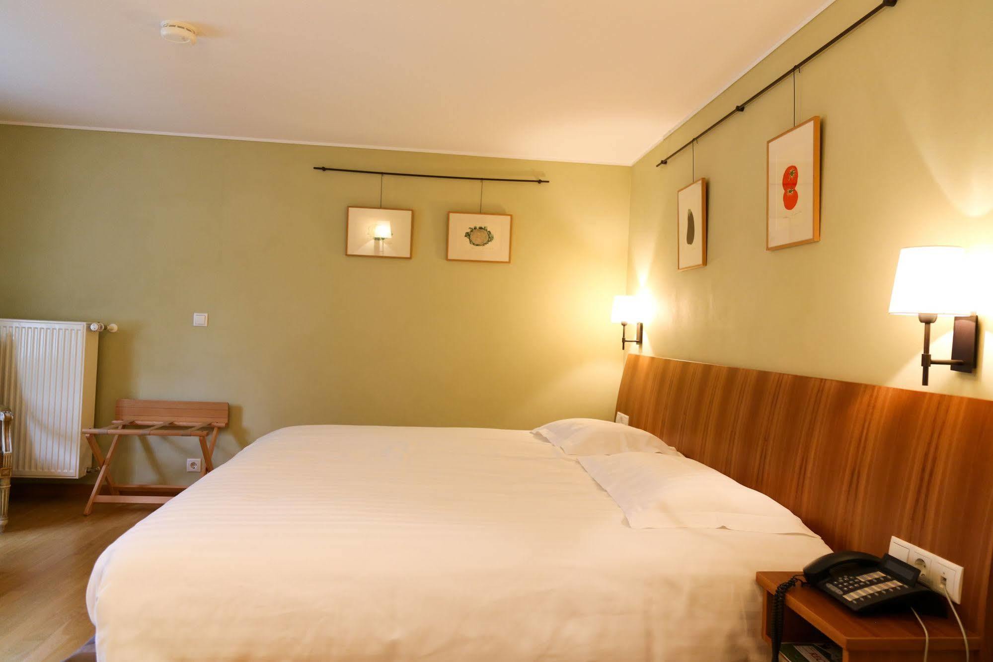 Hotel Manoir Kasselslay Clervaux Esterno foto